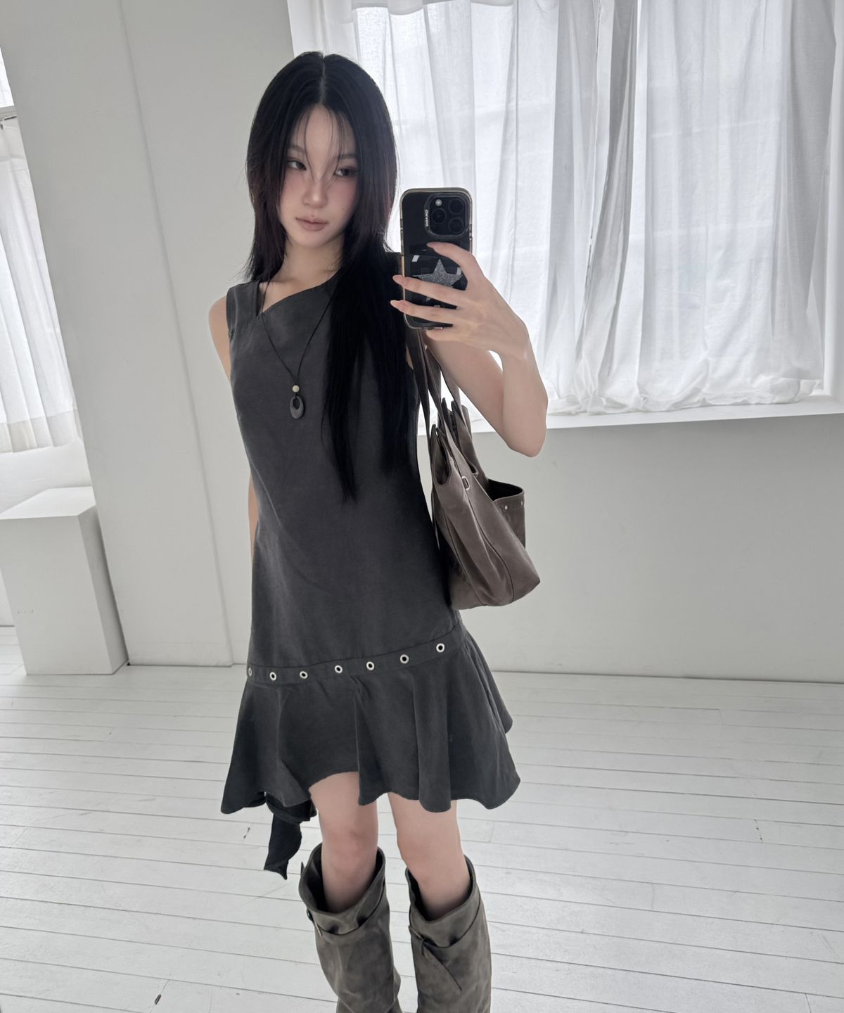 미쏘(MIXXO) 비대칭 레이어드 미니 원피스_MIWOWGT01C