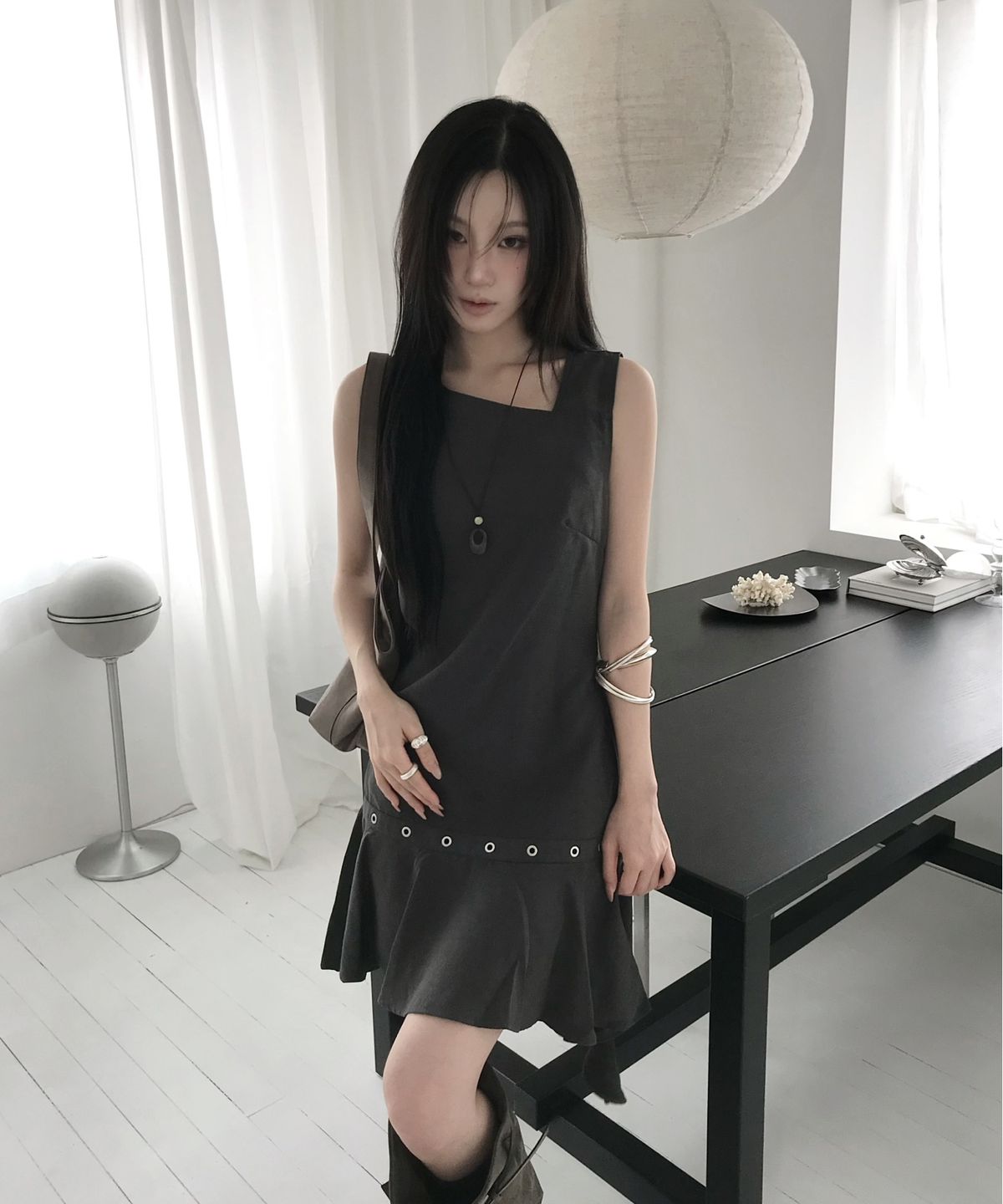 미쏘(MIXXO) 비대칭 레이어드 미니 원피스_MIWOWGT01C