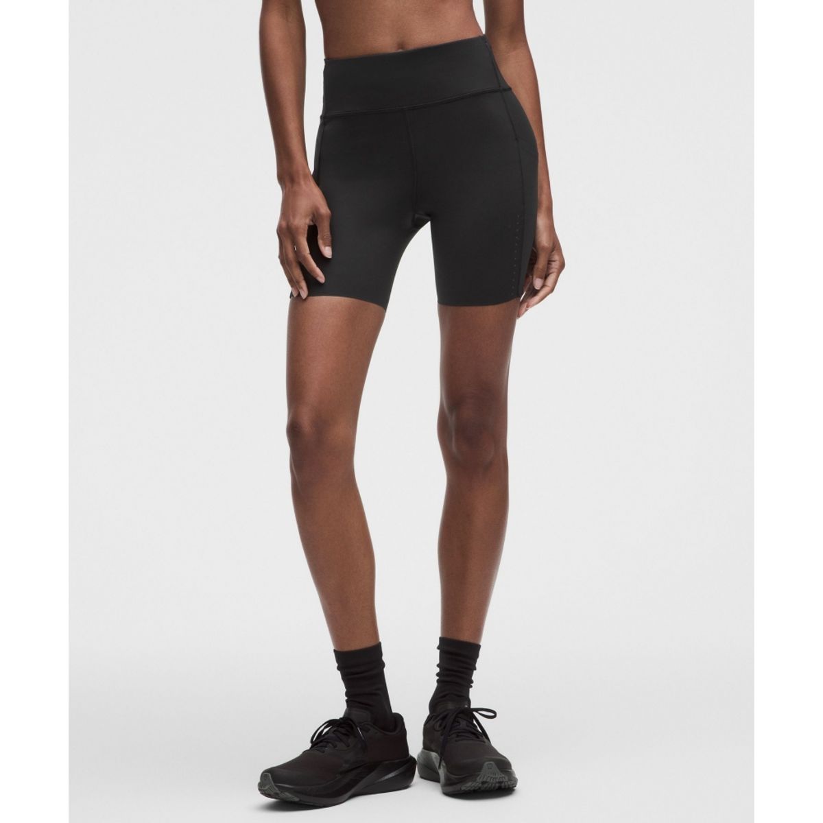 룰루레몬(LULULEMON) 패스트 앤 프리 식스 포켓 하이라이즈 쇼츠 6inch *업데이트 디자인