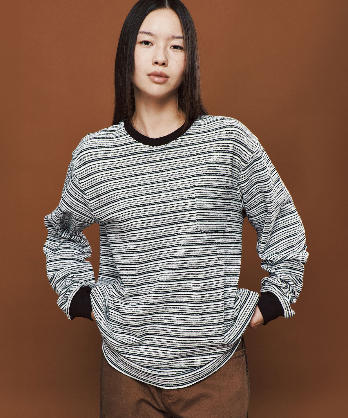 플랙 우먼(PLAC WOMEN) 스트라이프 포켓 티셔츠 블랙