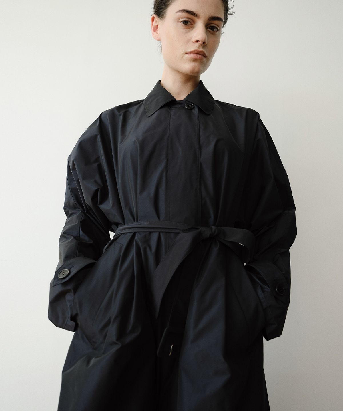 이아(EAAH) MAREN MAXI TRENCH COAT (NAVY)