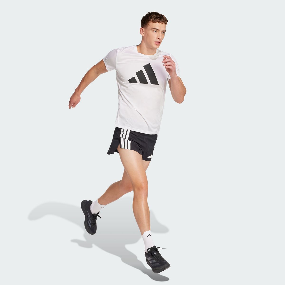 아디다스(ADIDAS) 아디제로 러닝 젤 포켓 쇼츠 - 블랙 / JM3650