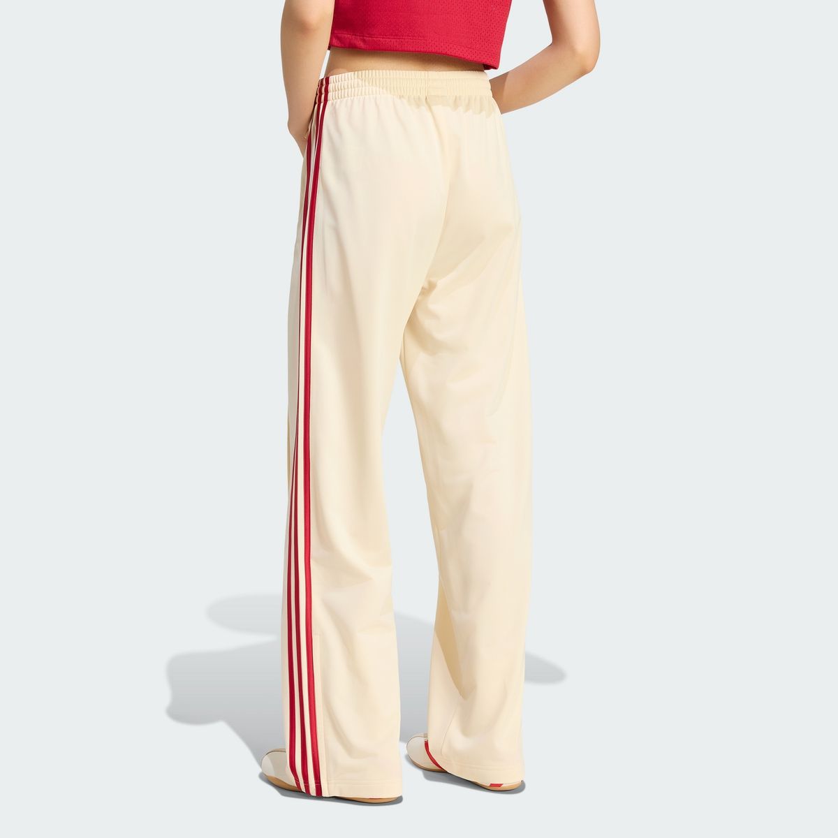 아디다스(ADIDAS) 파이어버드 루즈 트랙 팬츠 - 원바닐라:팀빅토리레드 / KS4671