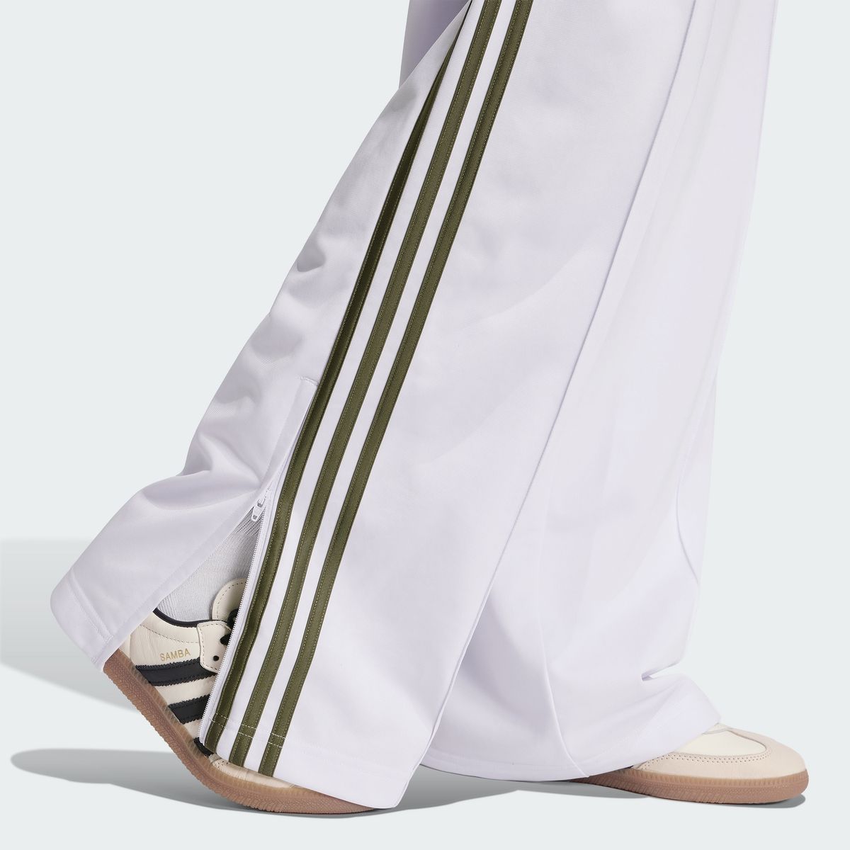 아디다스(ADIDAS) 파이어버드 루즈 트랙 팬츠 - 프로즌퍼플:올리브스트라타 / KV2232