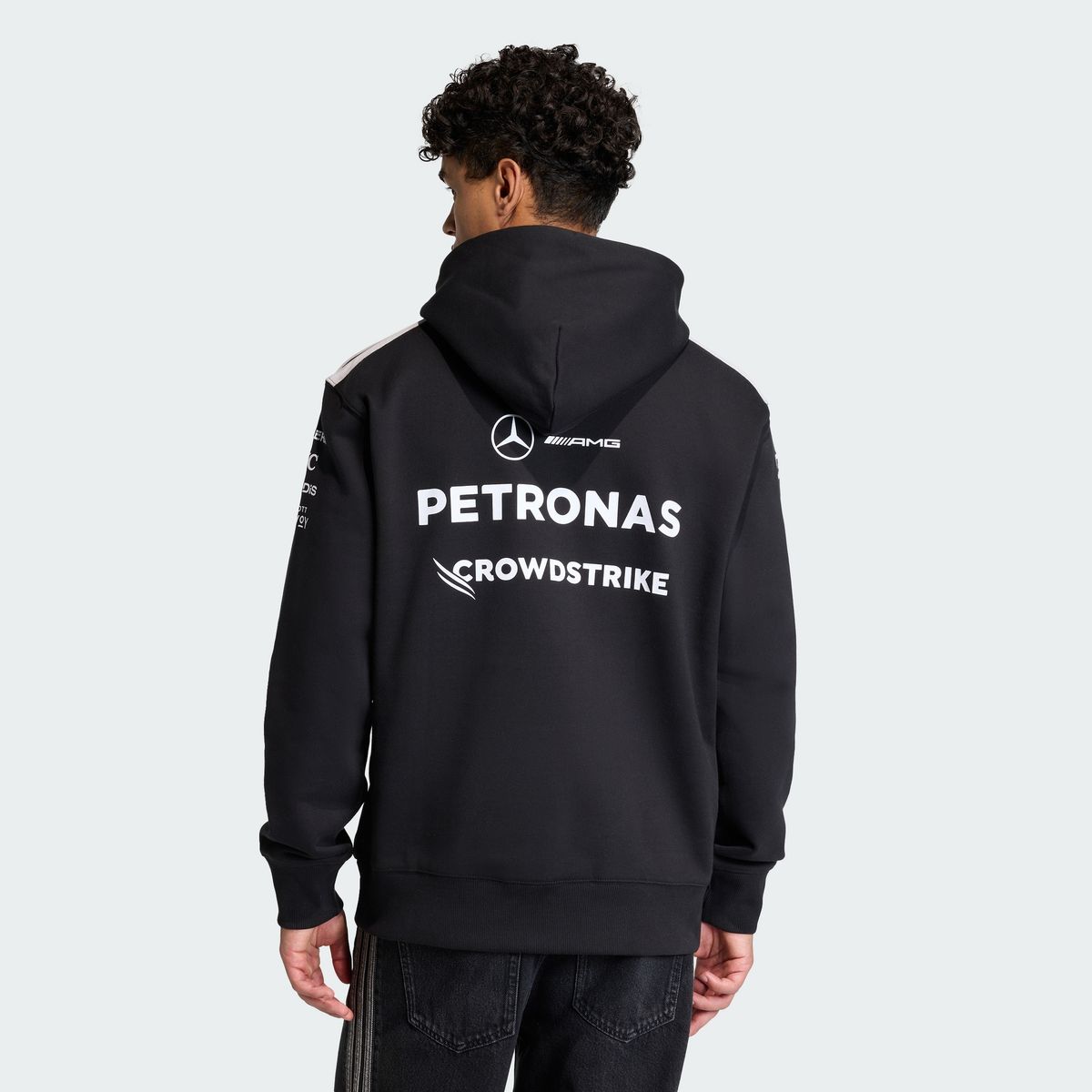 아디다스(ADIDAS) 메르세데스 AMG F1 팀 드라이버 후드 스웨트셔츠 - 블랙 / KF0166