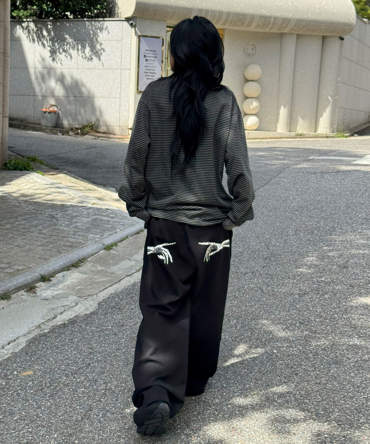 스켈리웩(SCALLYWAG) ET BONE FINGER 스웨트 팬츠[블랙]