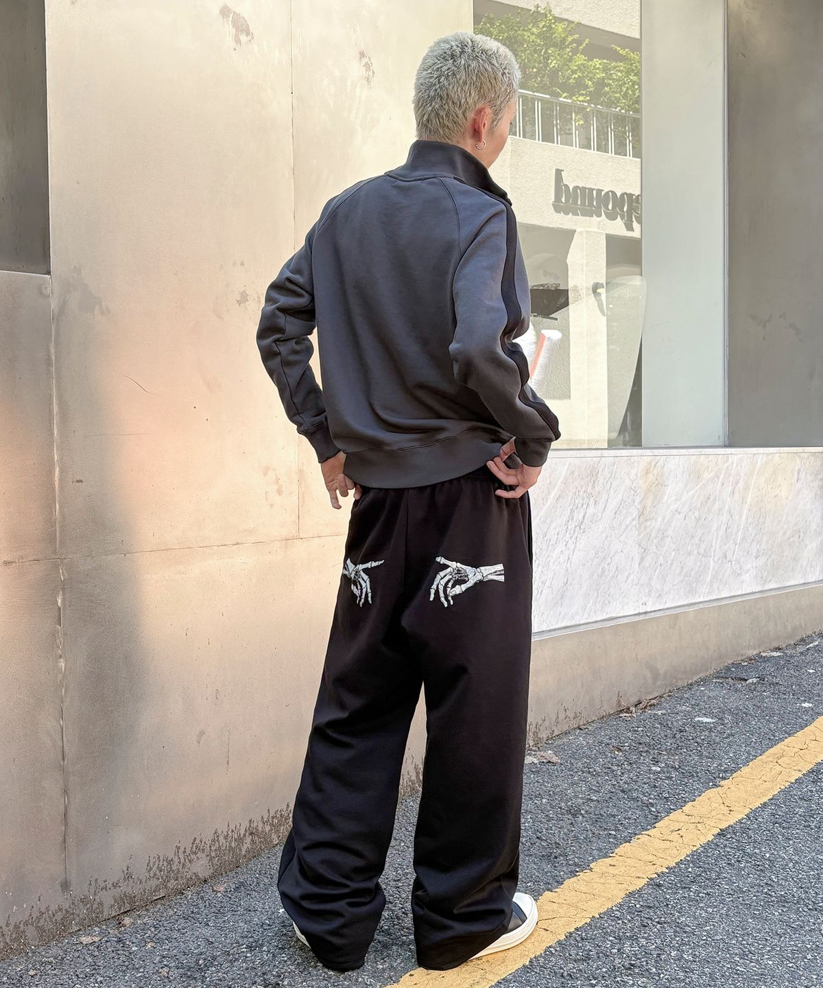 스켈리웩(SCALLYWAG) ET BONE FINGER 스웨트 팬츠[블랙]