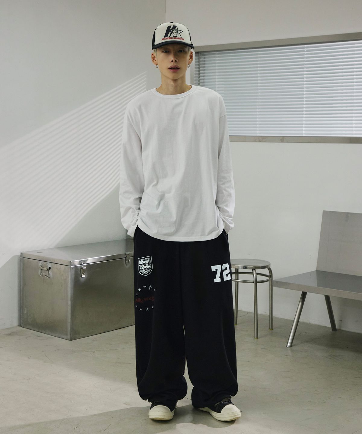 스켈리웩(SCALLYWAG) 크레스트 와이드 스웨트 팬츠[블랙]