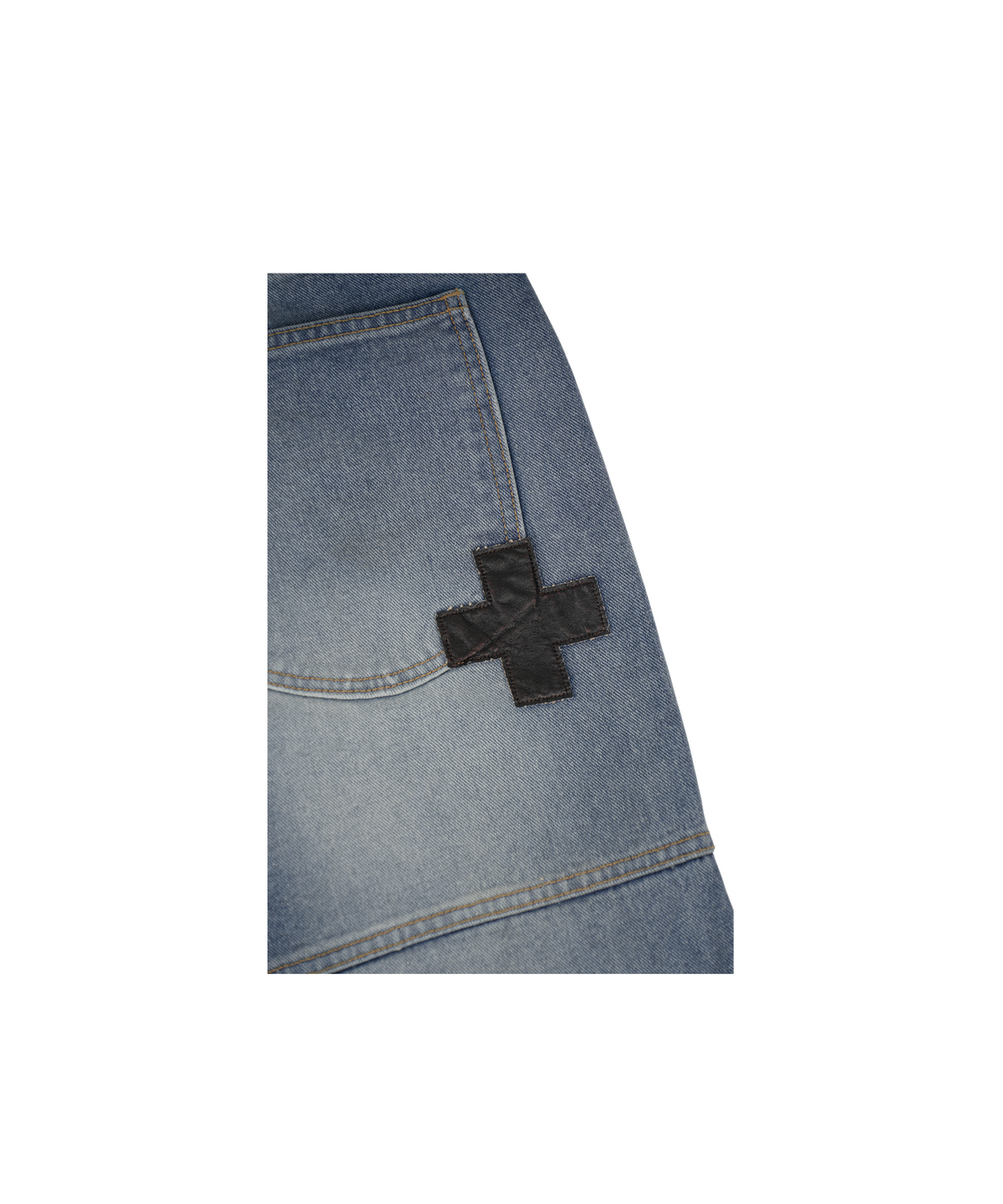 이알티알(ERTR) Leather Cross Patch Denim Pants Blue