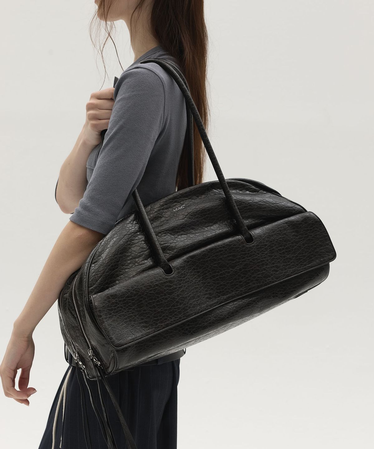 엘씨디씨티엠(LCDC™) ARCH LONG SHOULDER BAG_LARGE (BROWN)