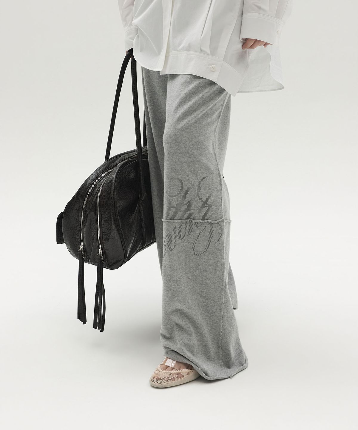 엘씨디씨티엠(LCDC™) ARCH LONG SHOULDER BAG_LARGE (BROWN)