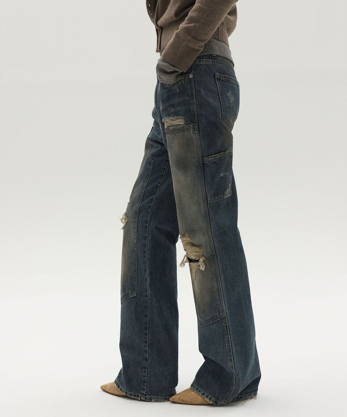 엘씨디씨티엠(LCDC™) PATCHED DISTRESSED DENIM (BLUE)