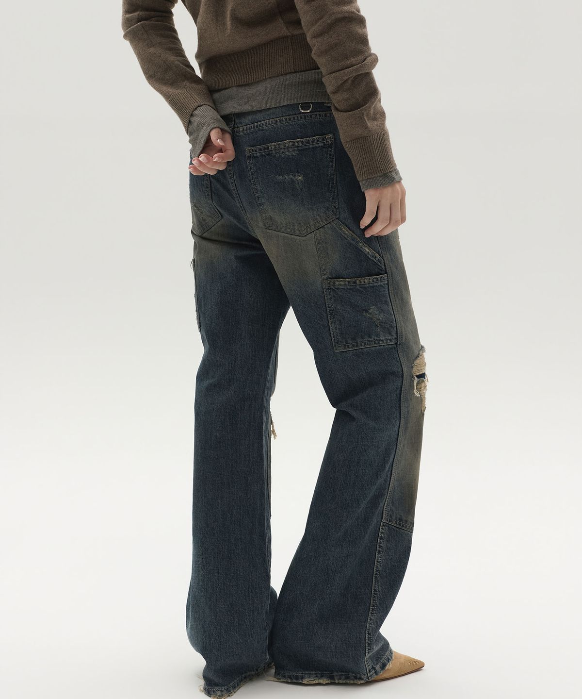 엘씨디씨티엠(LCDC™) PATCHED DISTRESSED DENIM (BLUE)