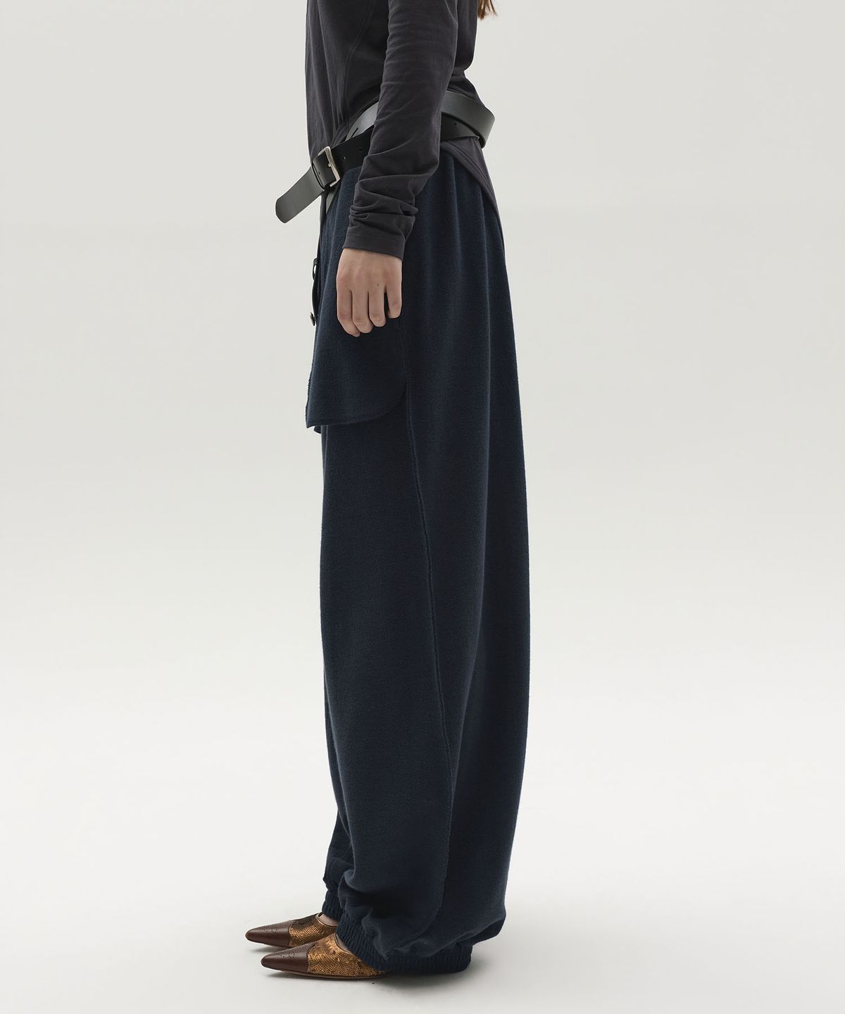 엘씨디씨티엠(LCDC™) POCKET DETAIL JERSEY PANTS (NAVY)