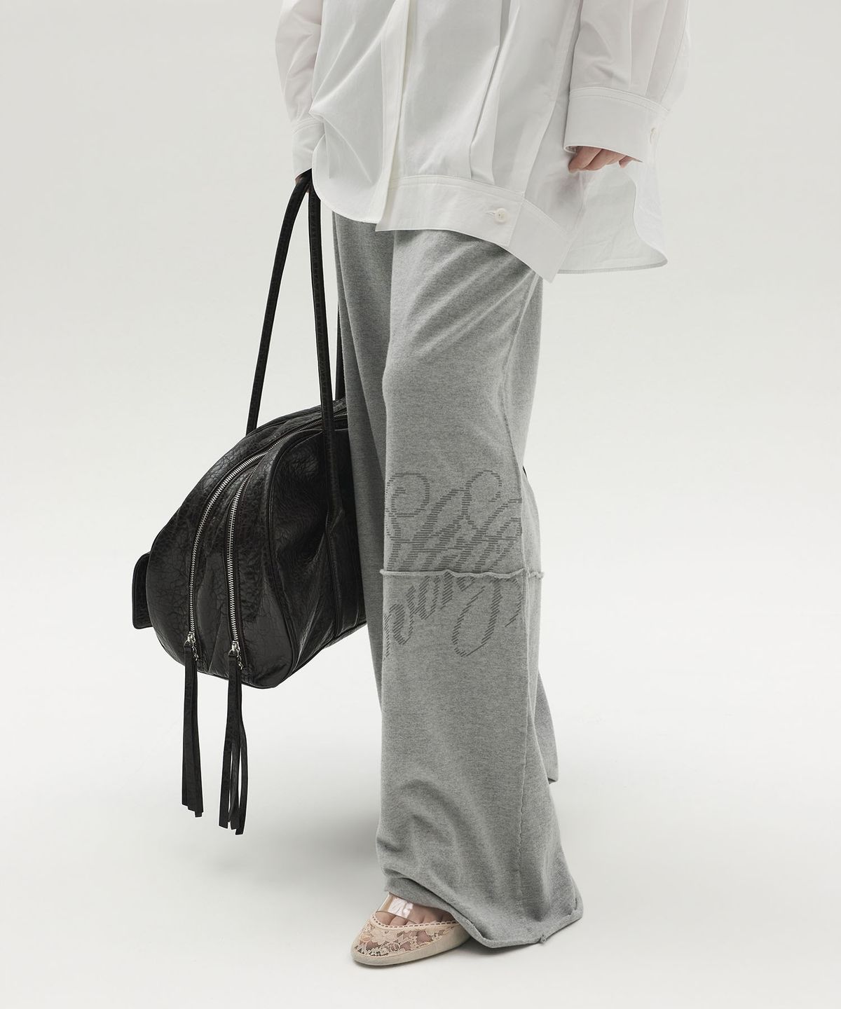 엘씨디씨티엠(LCDC™) GRAPHIC FLARE SWEATPANTS (MELANGE GREY)