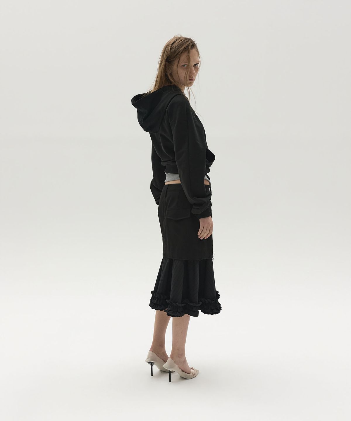 엘씨디씨티엠(LCDC™) TAILORED LAYERED RUFFLE SKIRT (BLACK)