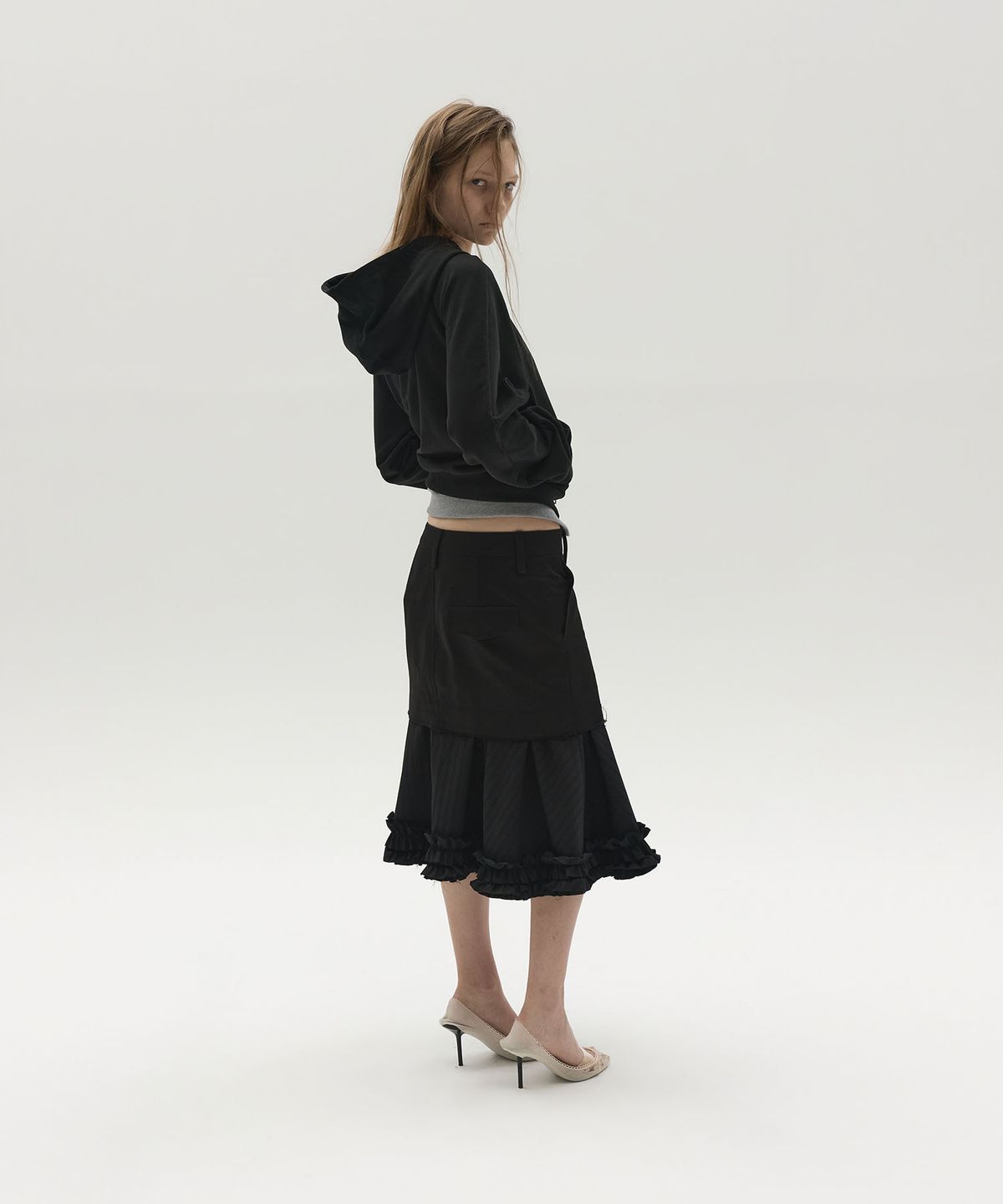 엘씨디씨티엠(LCDC™) TAILORED LAYERED RUFFLE SKIRT (BLACK)