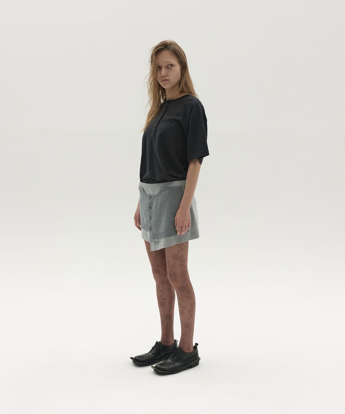 엘씨디씨티엠(LCDC™) FRONT-BUTTON KNIT SKIRT (GREY)