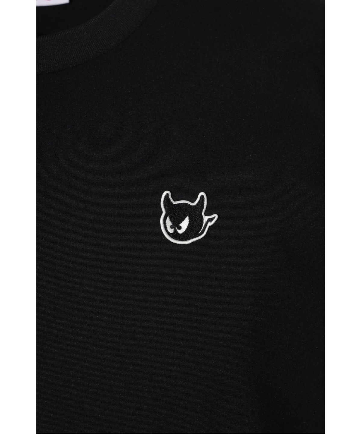 왁(WAAC) UNI WAACKY Graphic Crewneck Top WMTCA26604BKX