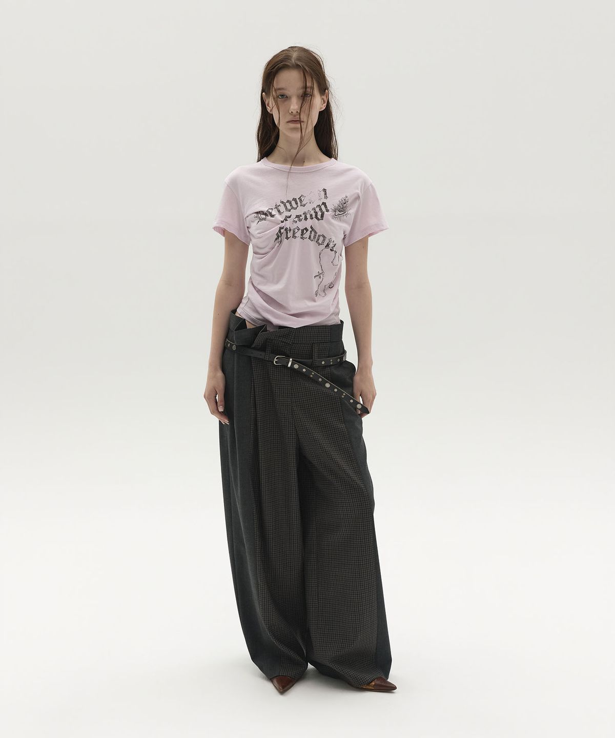 엘씨디씨티엠(LCDC™) DART-DETAIL GRAPHIC TEE (LAVENDER)