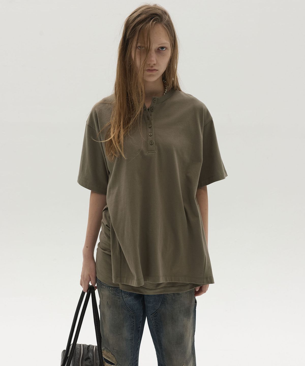 엘씨디씨티엠(LCDC™) STRUCTURED HENLEY TOP (KHAKI)