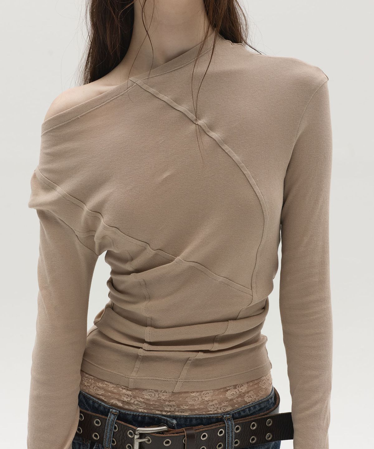 엘씨디씨티엠(LCDC™) NEW CURVED LONG SLEEVE TOP (BEIGE)
