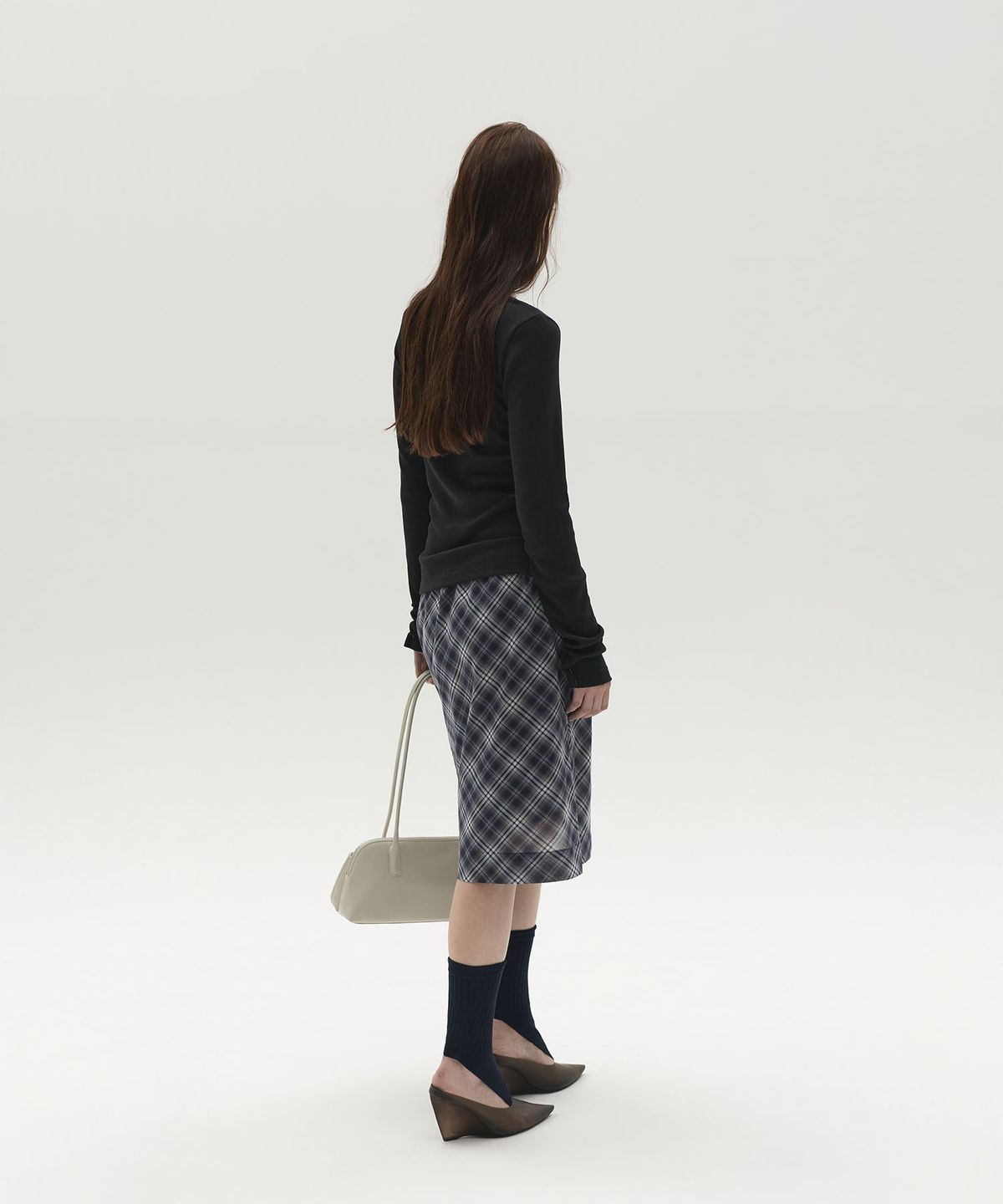 엘씨디씨티엠(LCDC™) LACE-DETAILED SLEEVELESS TOP (BLACK)