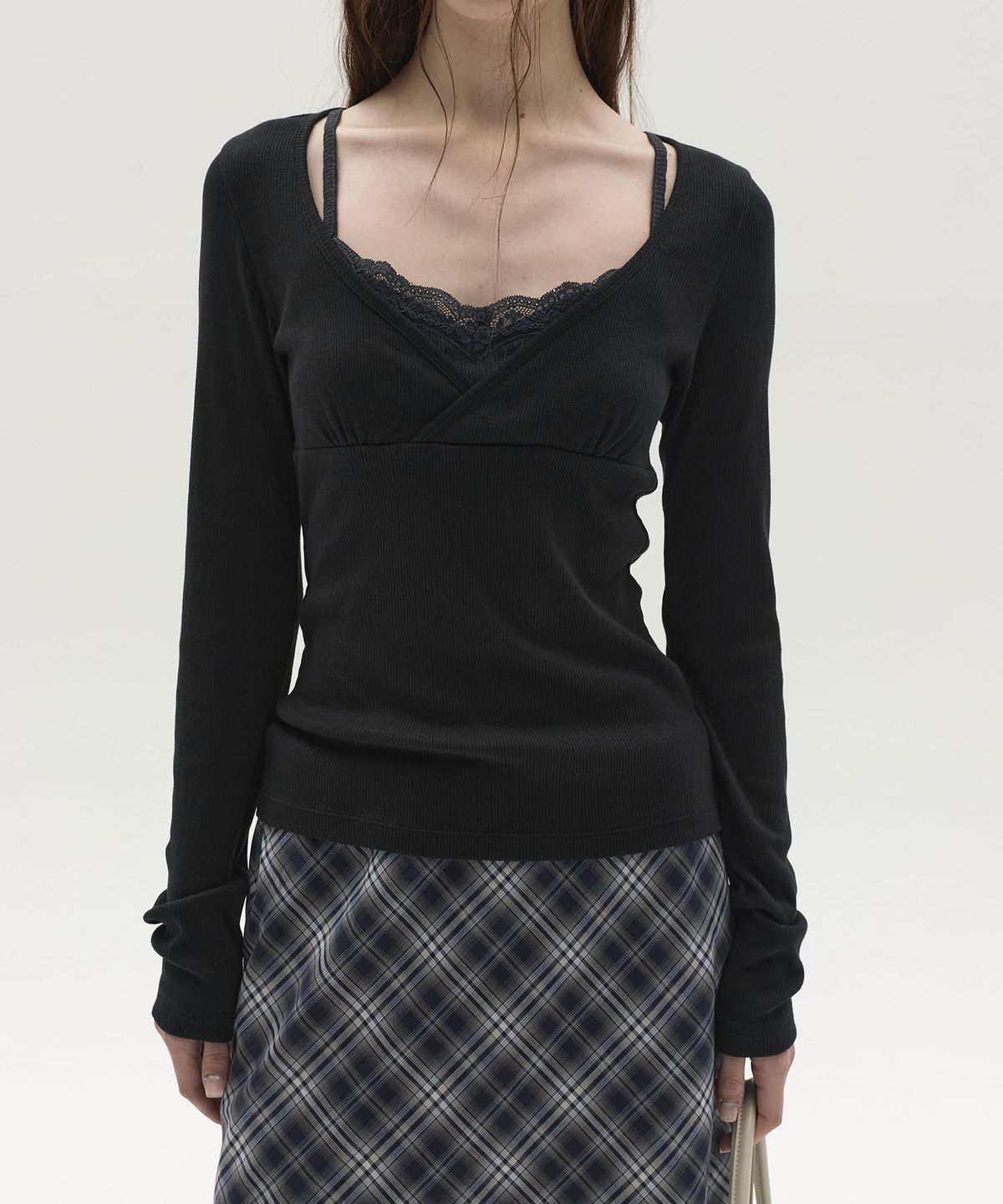 엘씨디씨티엠(LCDC™) LACE-DETAILED SLEEVELESS TOP (BLACK)