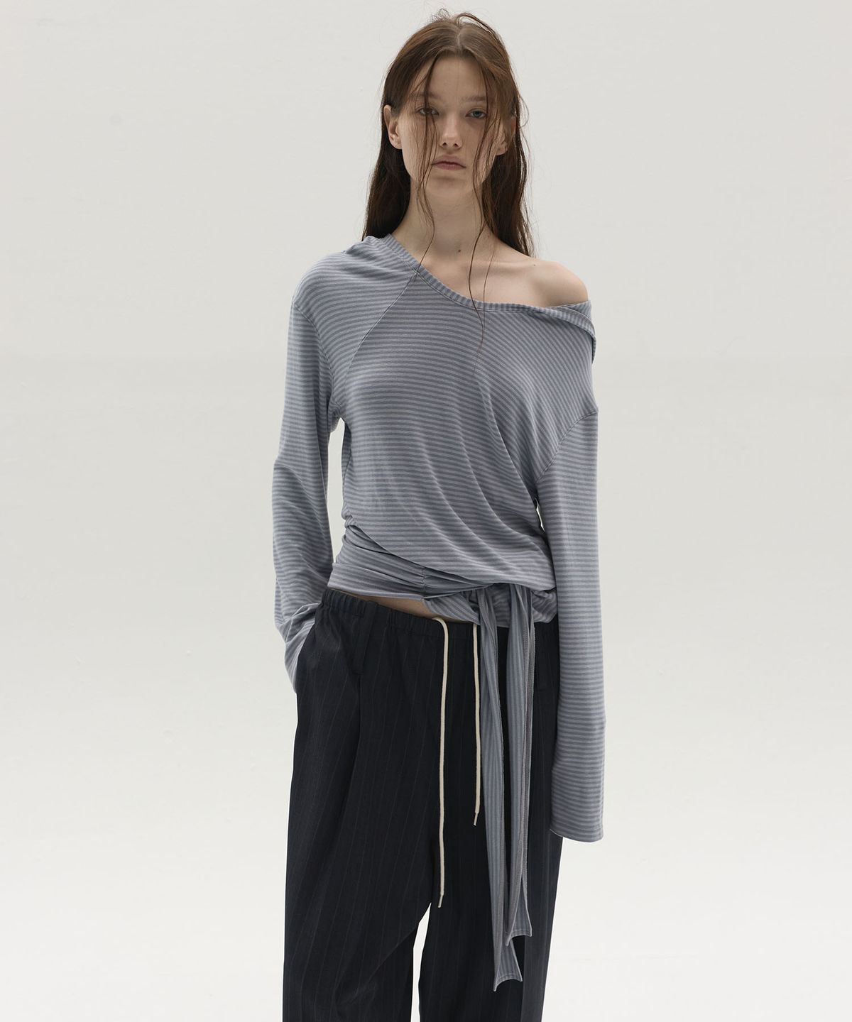 엘씨디씨티엠(LCDC™) STRIPED STRAP HOODED TOP (LIGHT BLUE)