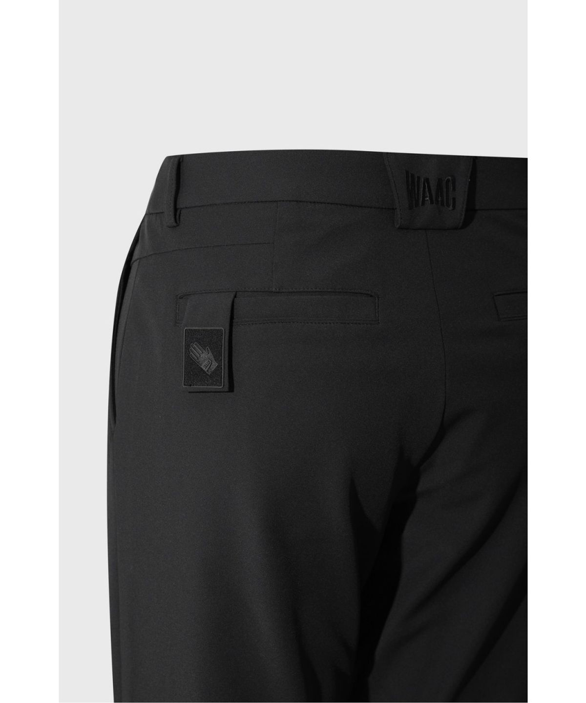 왁(WAAC) Men Essential Trouser WMPNA26600BKX