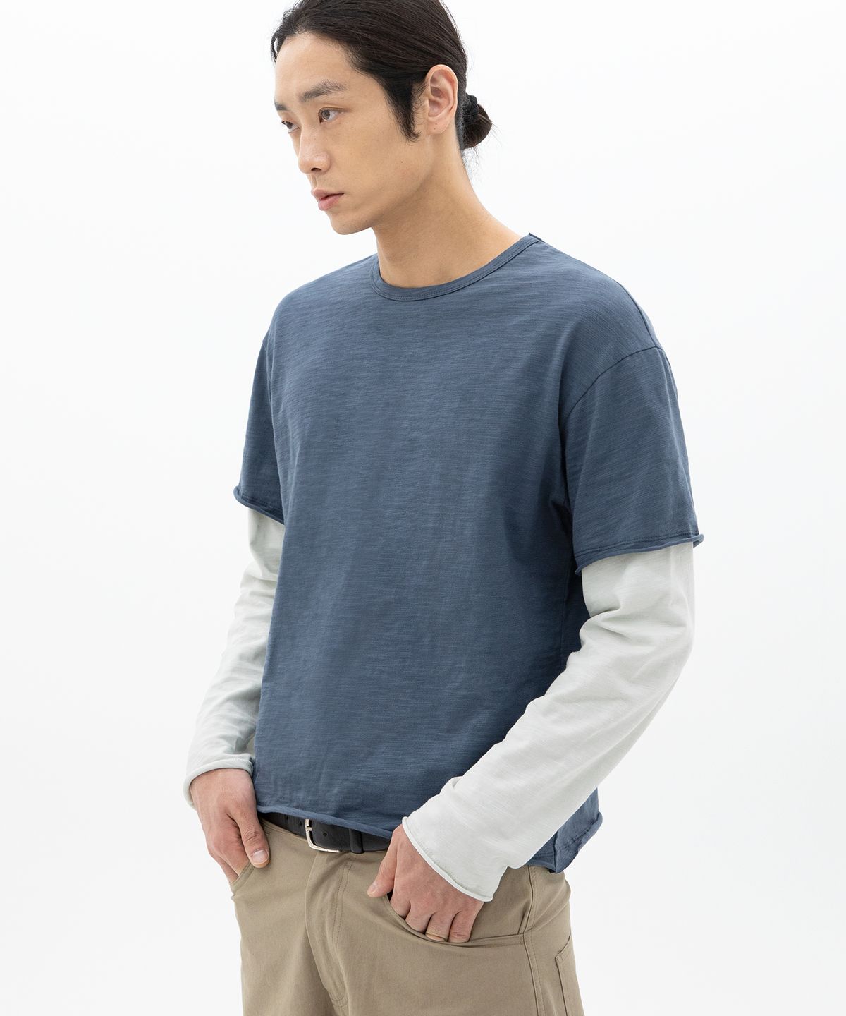 브렌슨(BRENSON) 슬럽 오프 컷 레이어드 롱슬리브 ( 블랙/아이보리 )