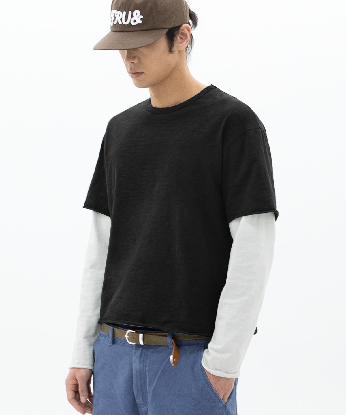 브렌슨(BRENSON) 슬럽 오프 컷 레이어드 롱슬리브 ( 블랙/아이보리 )