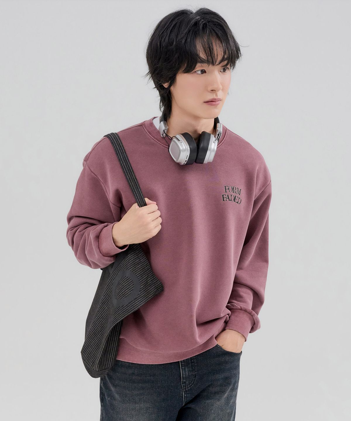체이스컬트(CHASECULT) 남성 피그먼트 그래픽 맨투맨 티셔츠-FERK5132B0T