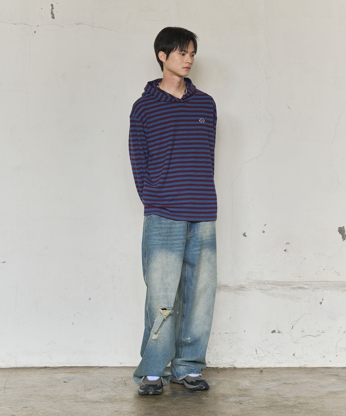논타입(NONTYPE) FADED TRACE DISTRESSED JEANS (BLUE)