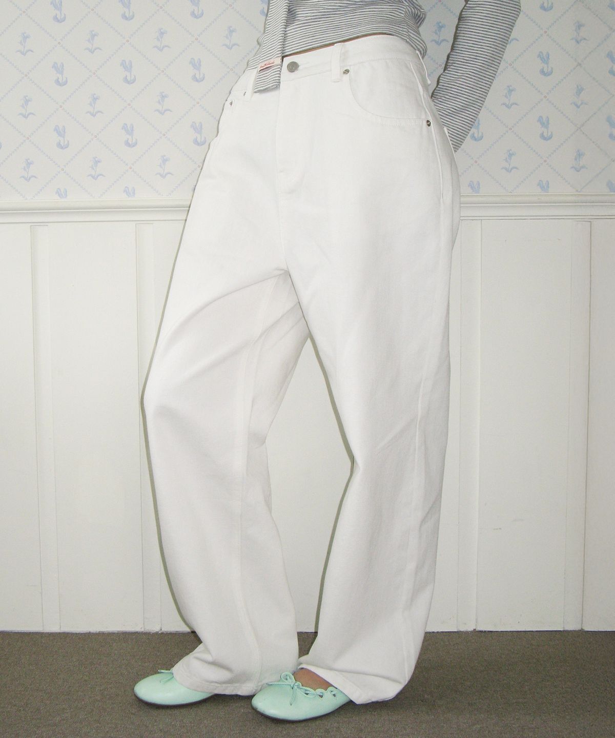 아메스 월드와이드(AMES-WORLDWIDE) CLASSIC STRAIGHT DENIM PANTS WHITE