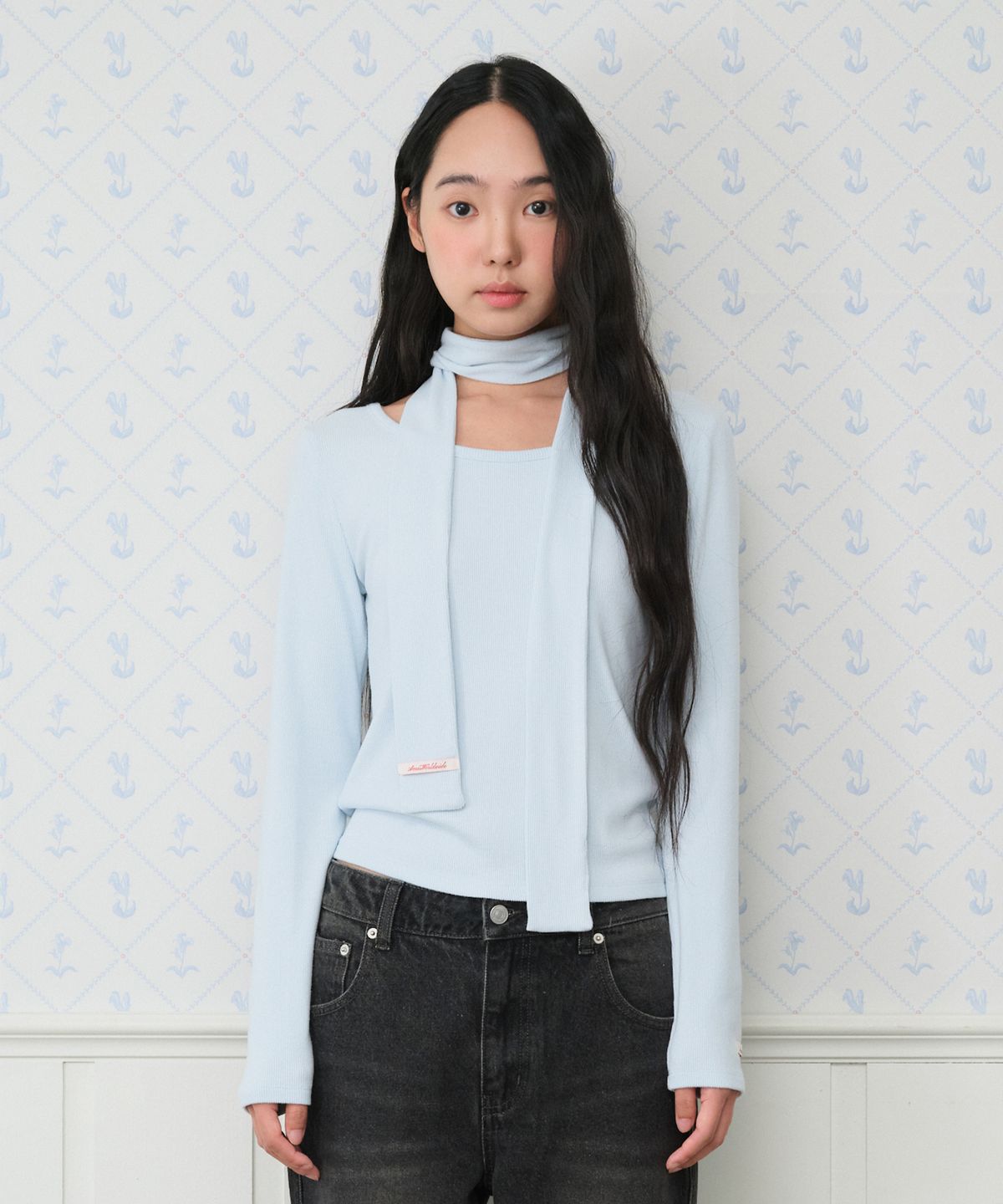 아메스 월드와이드(AMES-WORLDWIDE) CLASSIC SCARF LS TEE SKY BLUE