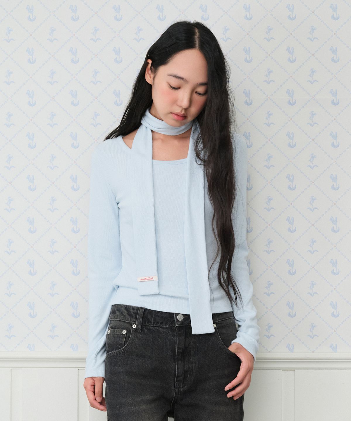아메스 월드와이드(AMES-WORLDWIDE) CLASSIC SCARF LS TEE SKY BLUE