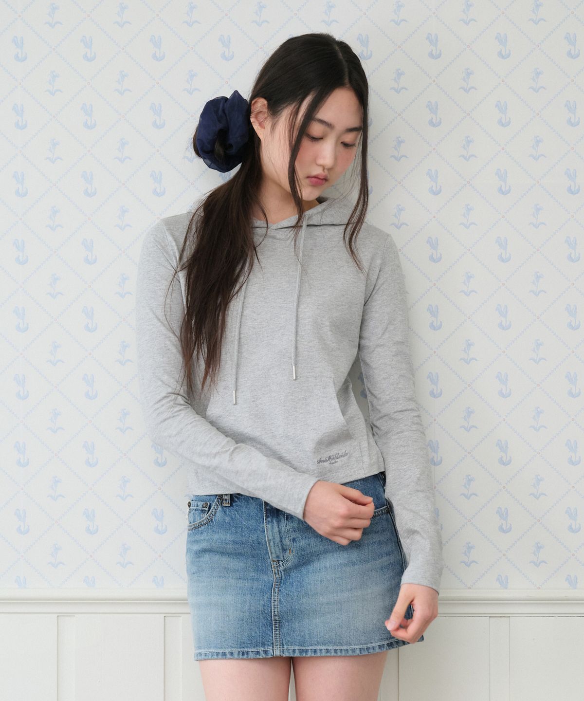 아메스 월드와이드(AMES-WORLDWIDE) CLASSIC CROP HOODIE LS TEE GREY