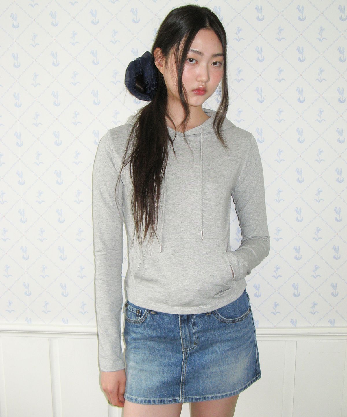아메스 월드와이드(AMES-WORLDWIDE) CLASSIC CROP HOODIE LS TEE GREY