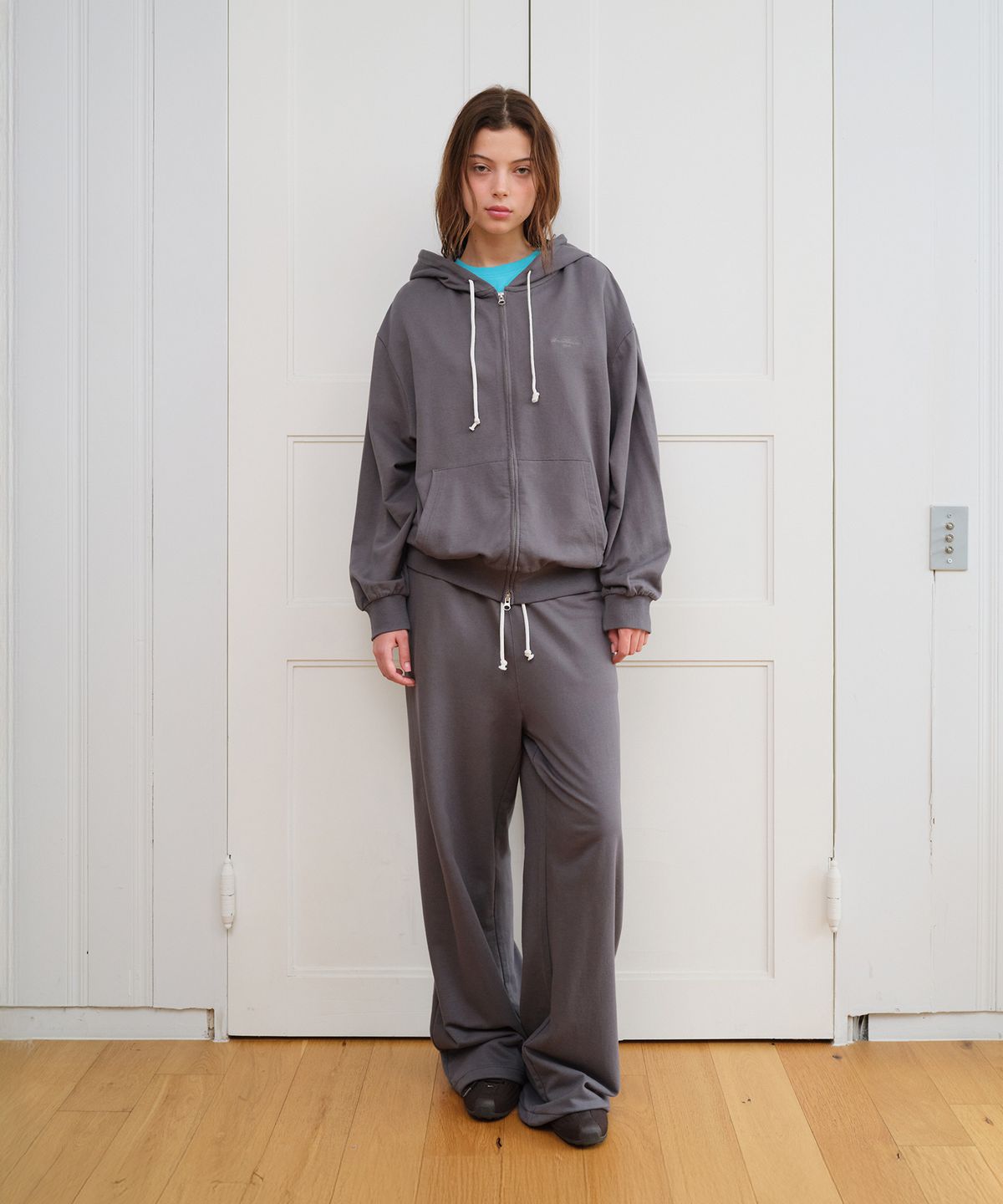 아메스 월드와이드(AMES-WORLDWIDE) CLASSIC EASY SWEATPANTS CHARCOAL