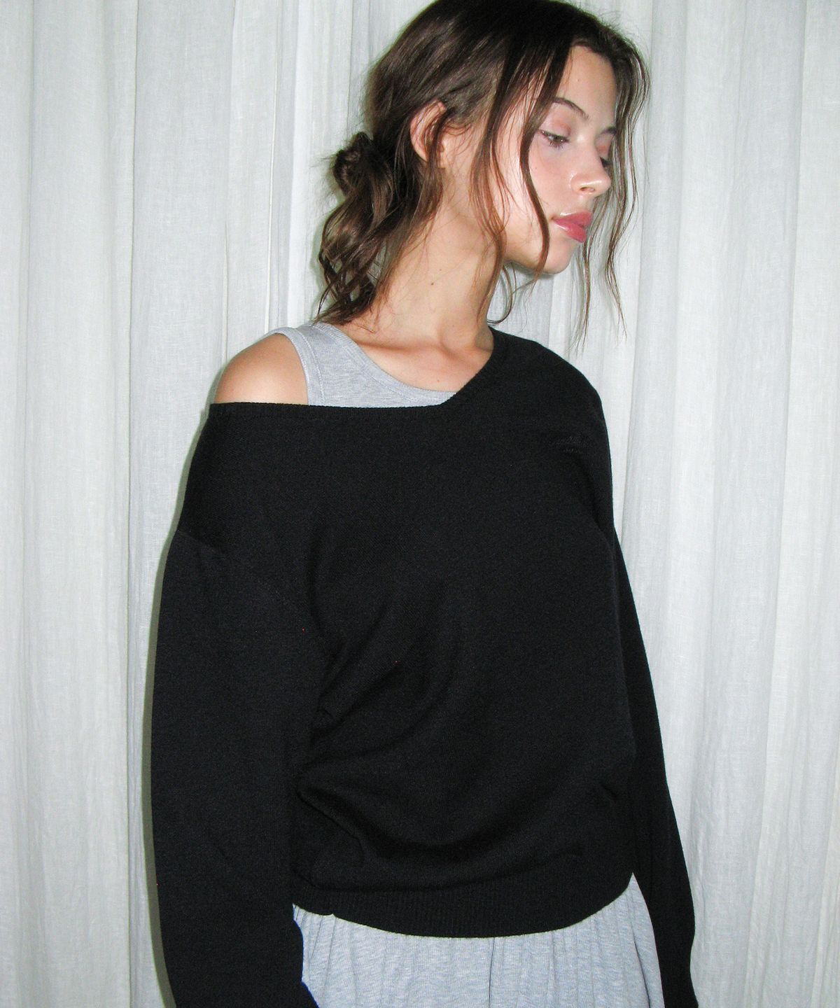 아메스 월드와이드(AMES-WORLDWIDE) CLASSIC REGULAR V NECK KNIT BLACK