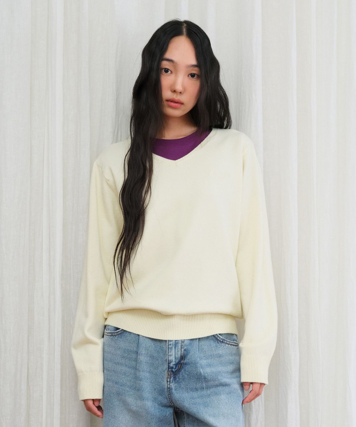아메스 월드와이드(AMES-WORLDWIDE) CLASSIC REGULAR V NECK KNIT IVORY
