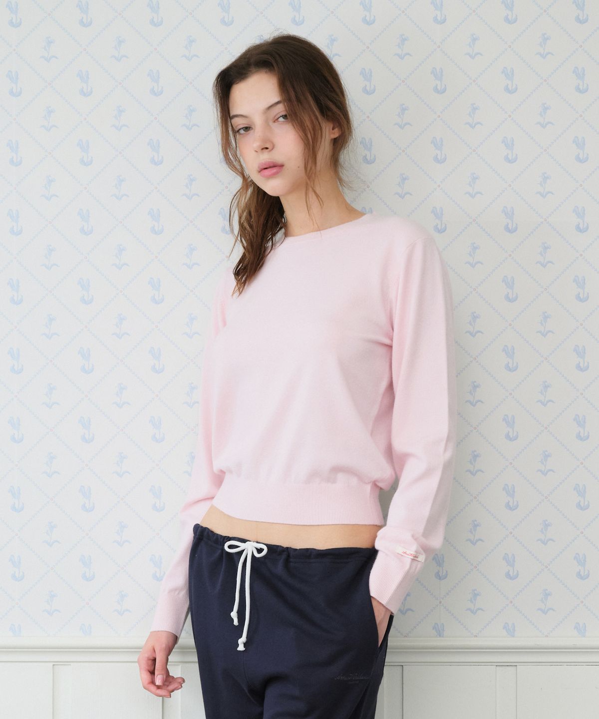 아메스 월드와이드(AMES-WORLDWIDE) CLASSIC REGULAR U NECK KNIT PINK
