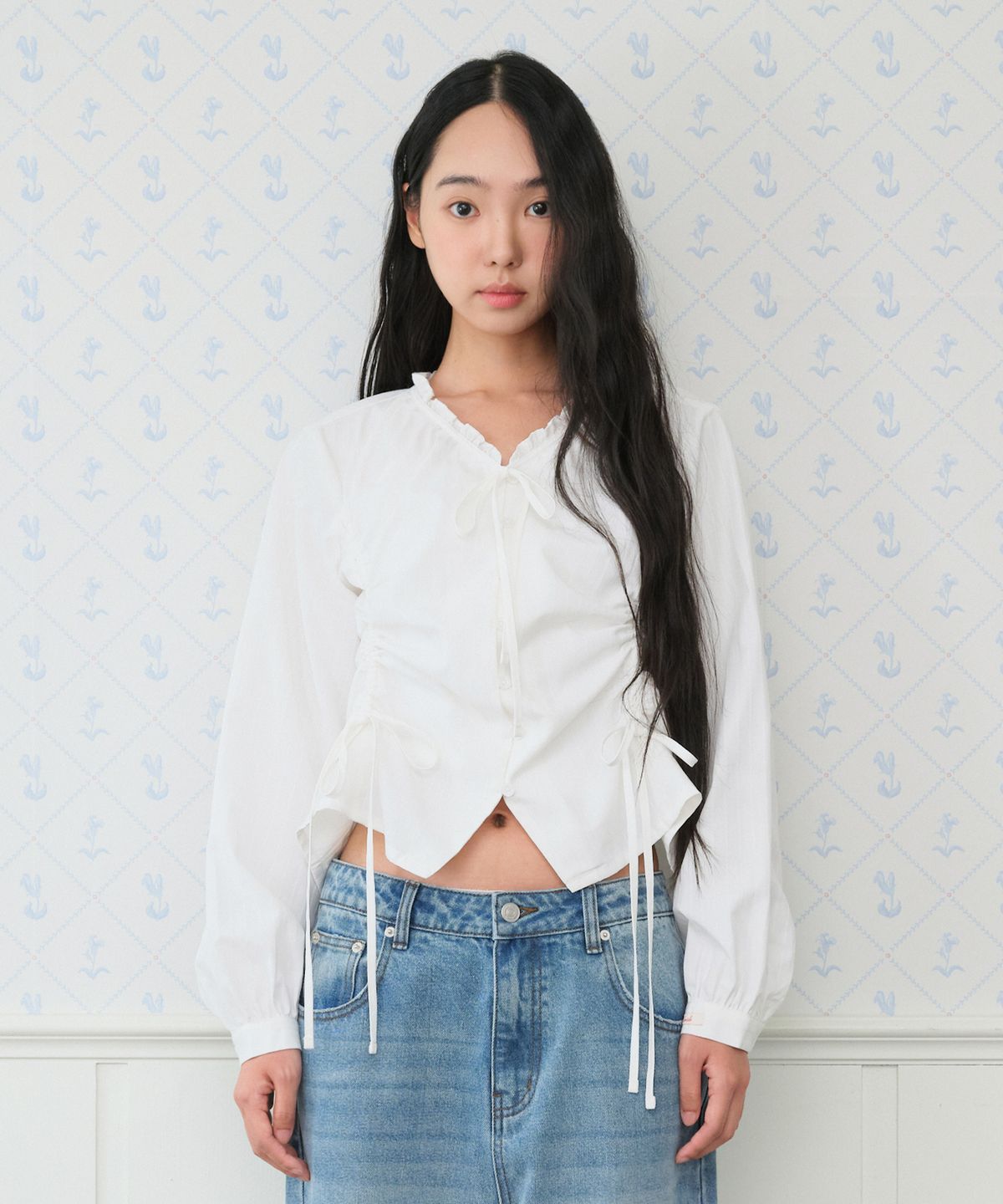아메스 월드와이드(AMES-WORLDWIDE) CLASSIC SHIRRING BLOUSE WHITE