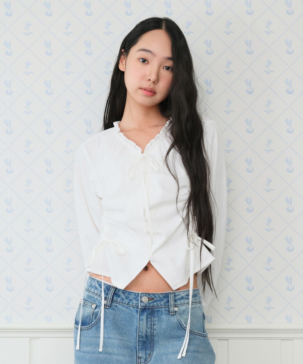 아메스 월드와이드(AMES-WORLDWIDE) CLASSIC SHIRRING BLOUSE WHITE