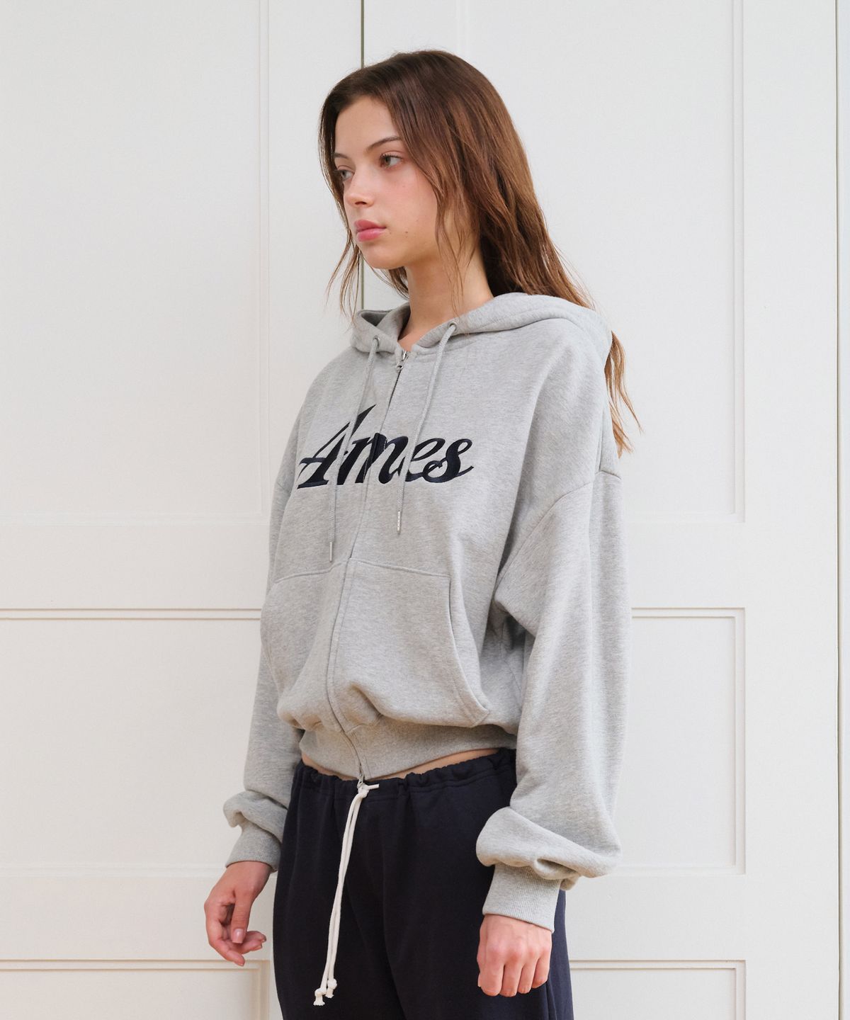 아메스 월드와이드(AMES-WORLDWIDE) STANDARD LOGO HOODIE ZIP-UP GREY