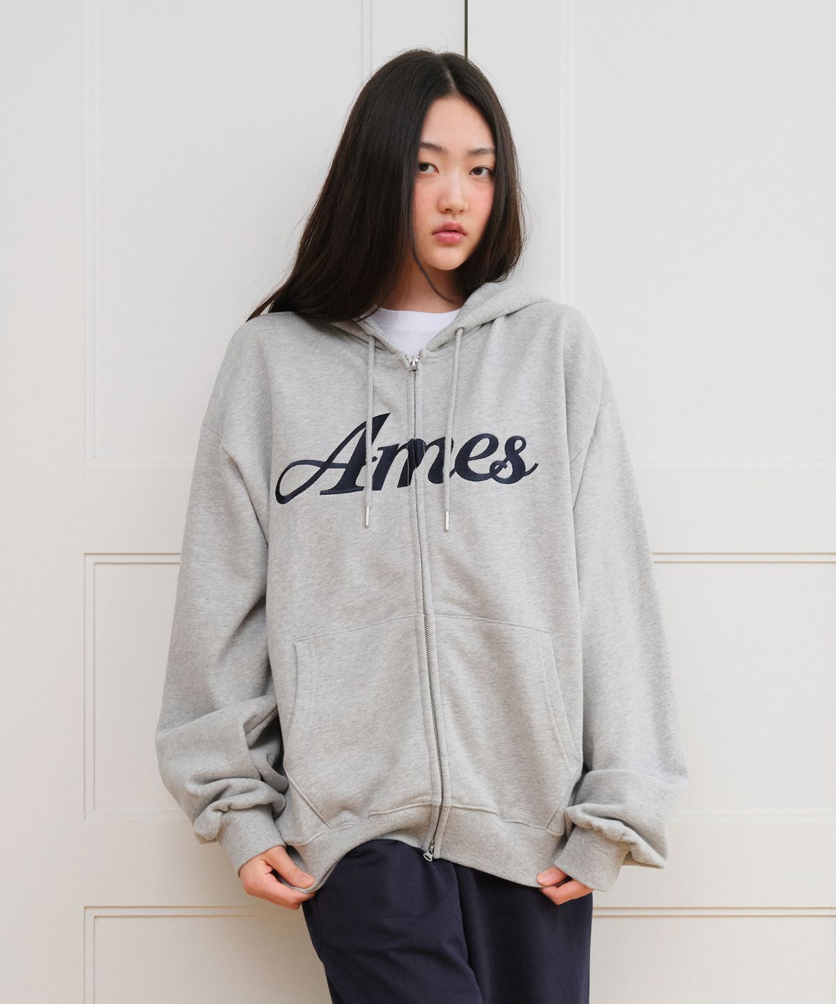 아메스 월드와이드(AMES-WORLDWIDE) STANDARD LOGO HOODIE ZIP-UP GREY