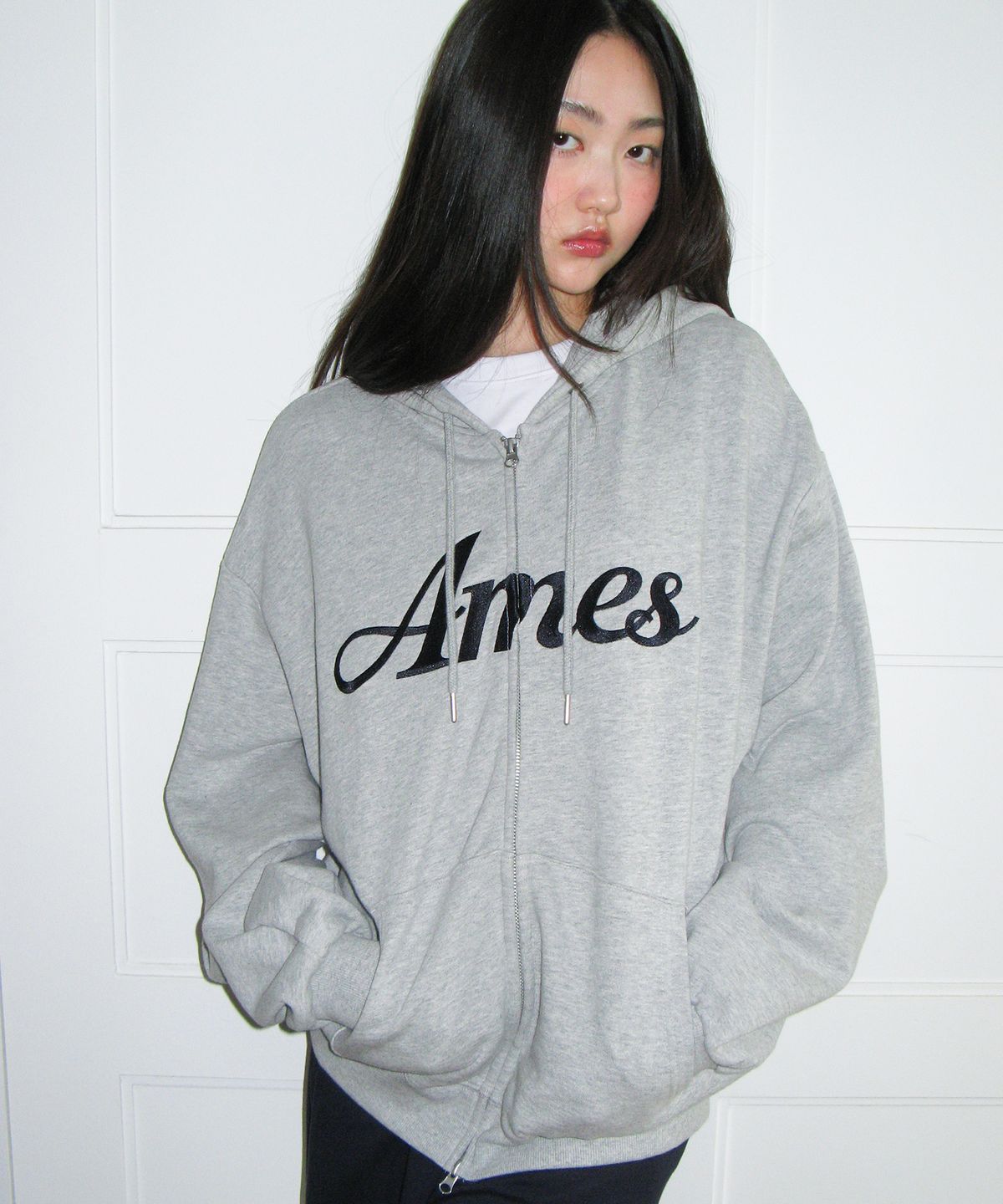 아메스 월드와이드(AMES-WORLDWIDE) STANDARD LOGO HOODIE ZIP-UP GREY