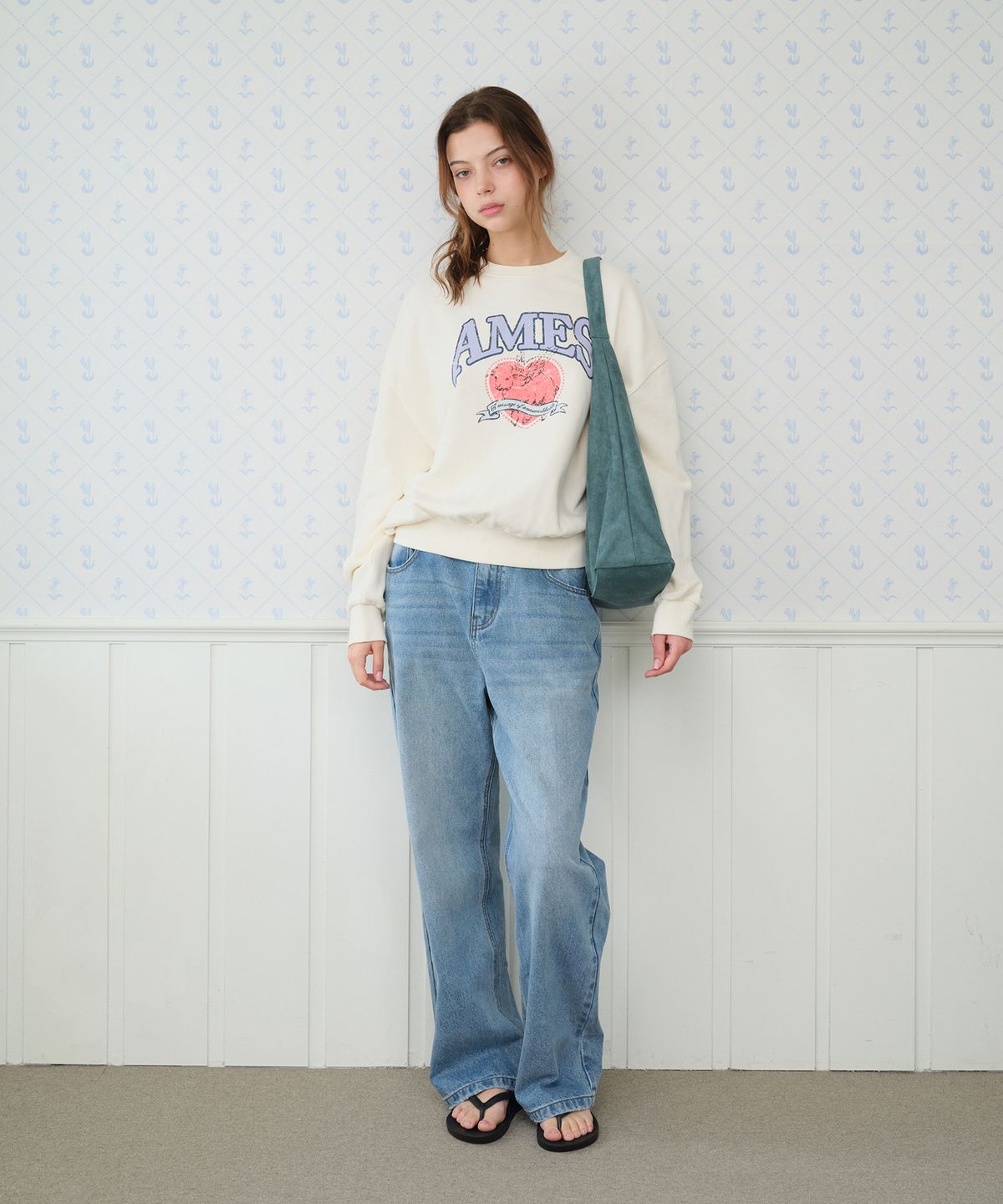 아메스 월드와이드(AMES-WORLDWIDE) CLASSIC SUEDE SHOULDER BAG MINT