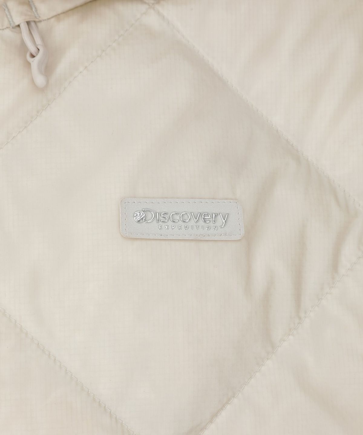 디스커버리 익스페디션(DISCOVERY EXPEDITION) 여성 올버트 뉴퀼팅 구스다운 경량패딩 (IVORY)